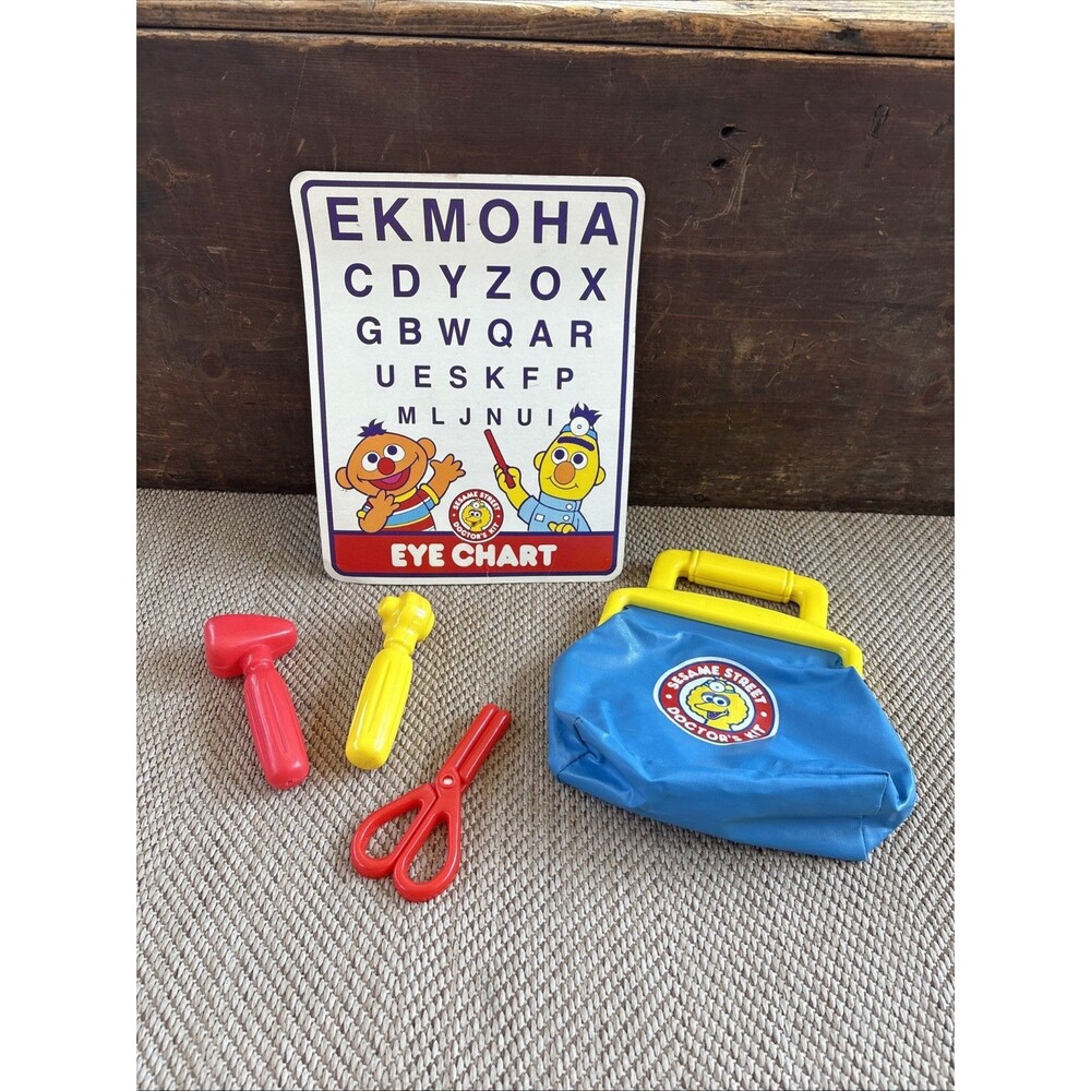 Vintage 1993 Tyco Sesame Street Big Bird Medical Doctor's‎ Play Kit